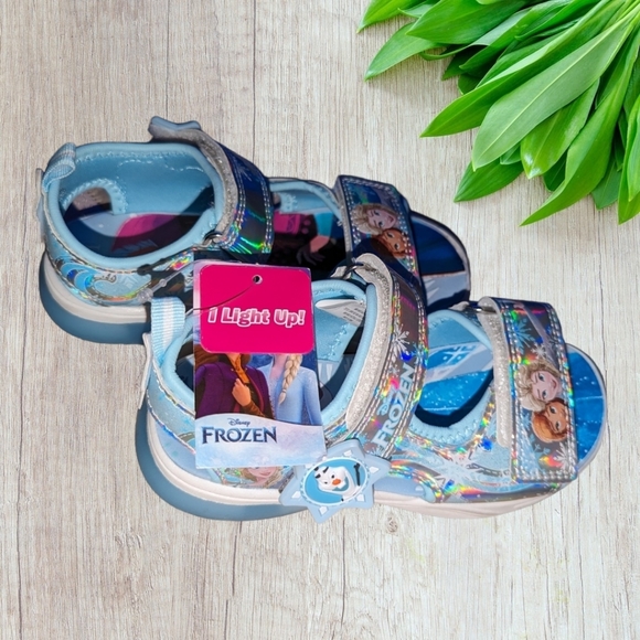 Toddler Disney Frozen Light Up Sandals, NWT - Picture 7 of 9